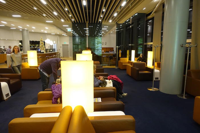 lufthansa-lounge-london-heathrow-35