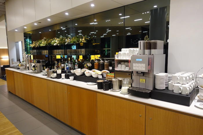 lufthansa-lounge-london-heathrow-38