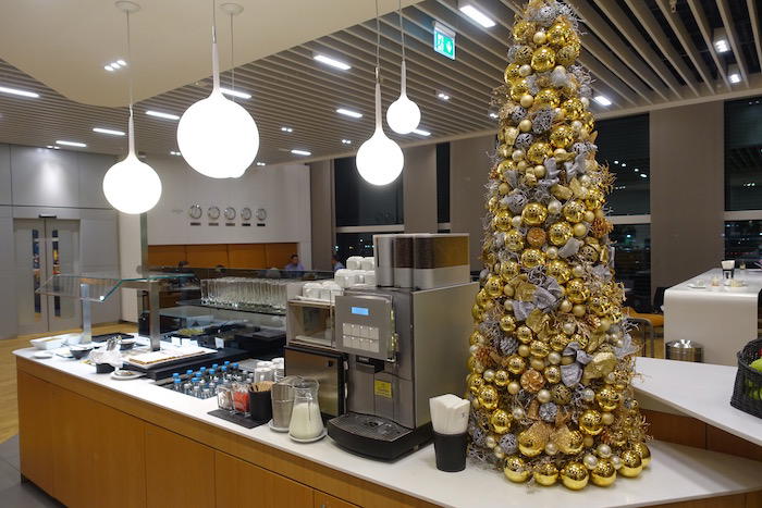 lufthansa-lounge-london-heathrow-39