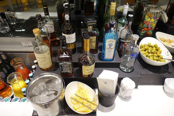 lufthansa-lounge-london-heathrow-42