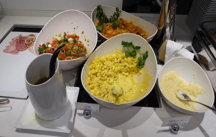 lufthansa-lounge-london-heathrow-45