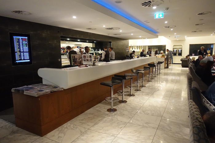 no1-lounge-heathrow-terminal-3-14