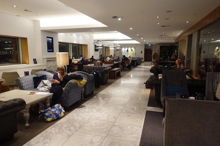 no1-lounge-heathrow-terminal-3-16