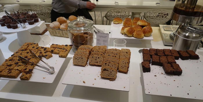 no1-lounge-heathrow-terminal-3-27