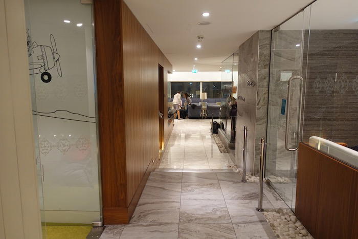 no1-lounge-heathrow-terminal-3-30