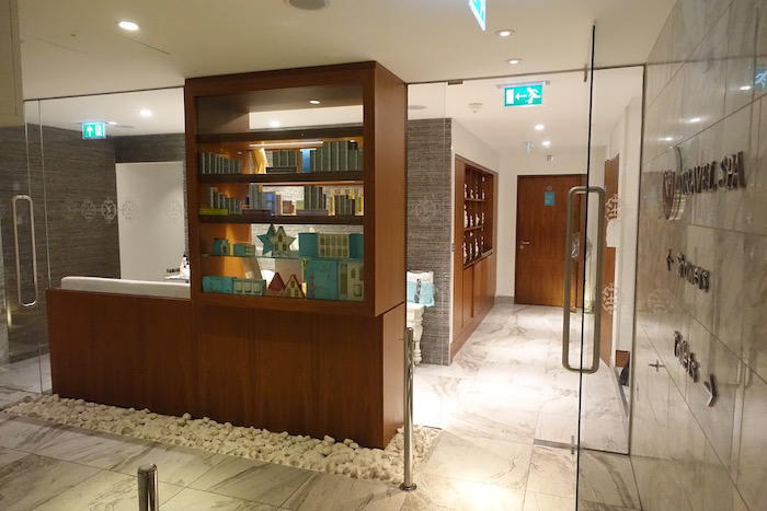 no1-lounge-heathrow-terminal-3-31