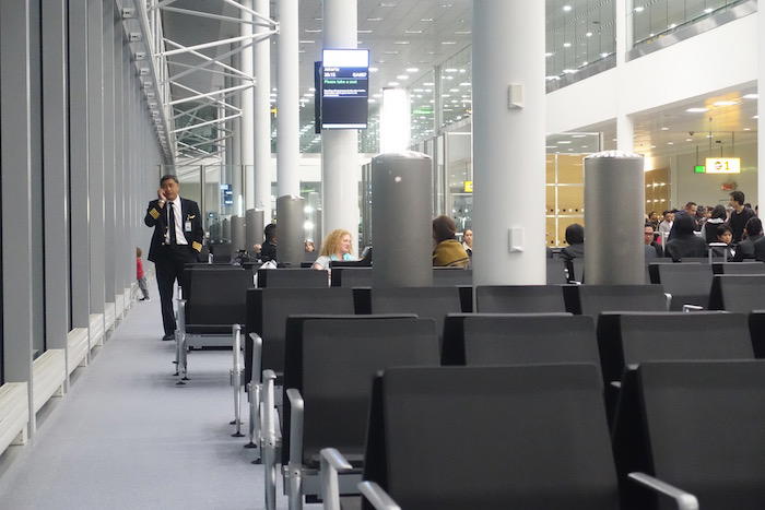 no1-lounge-heathrow-terminal-3-51