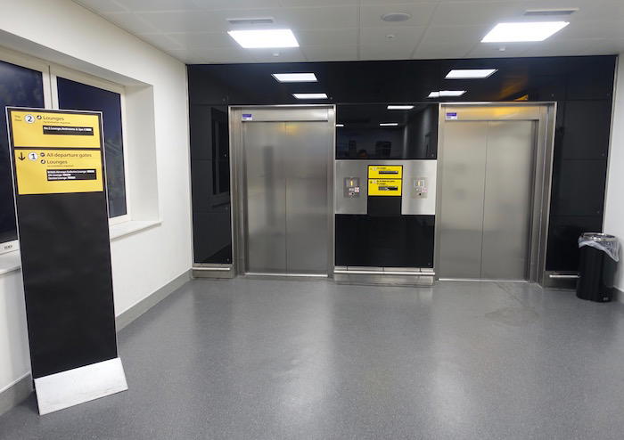 no1-lounge-heathrow-terminal-3-9