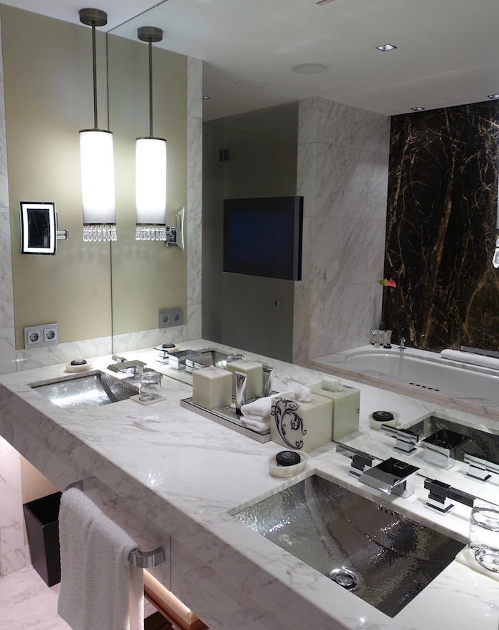 park-hyatt-vienna-suite-15