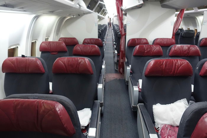 air-canada-premium-rouge-767-3