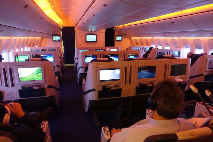 egyptair-777-business-class-10