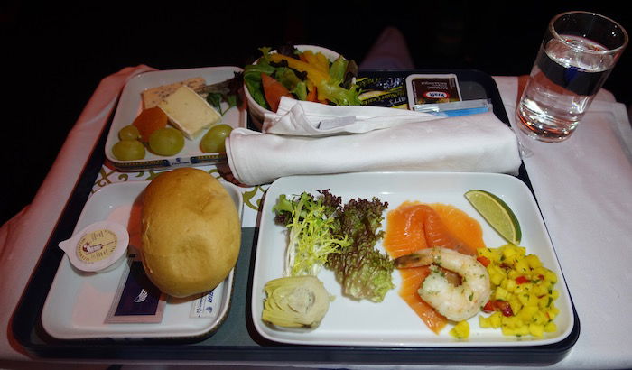 egyptair-777-business-class-6