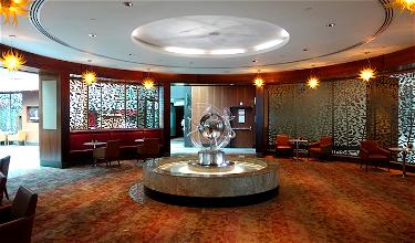 Review: Emirates Business Class Lounge Dubai