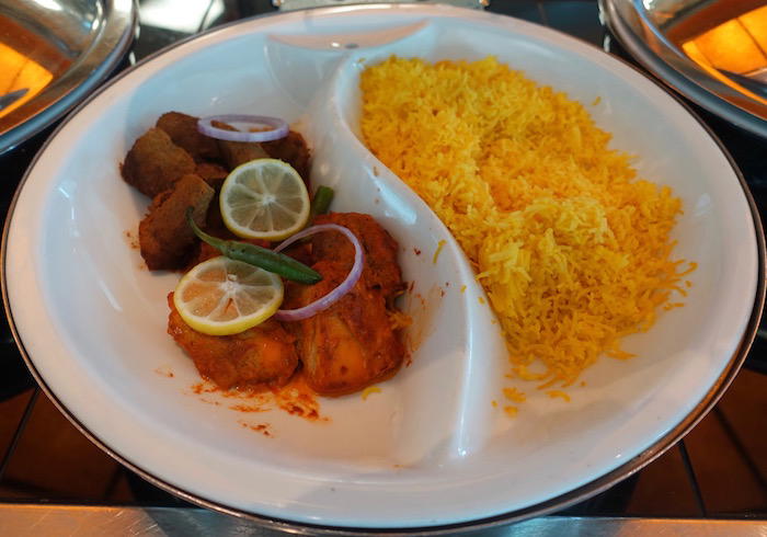 emirates-business-class-lounge-dubai-37