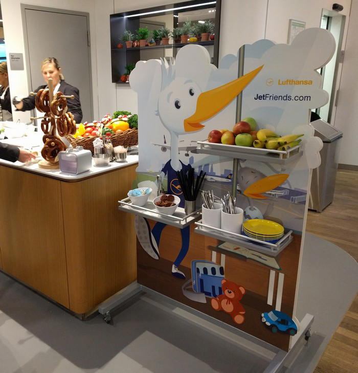 LufthansaSenatorLoungeFrankfurtA0014