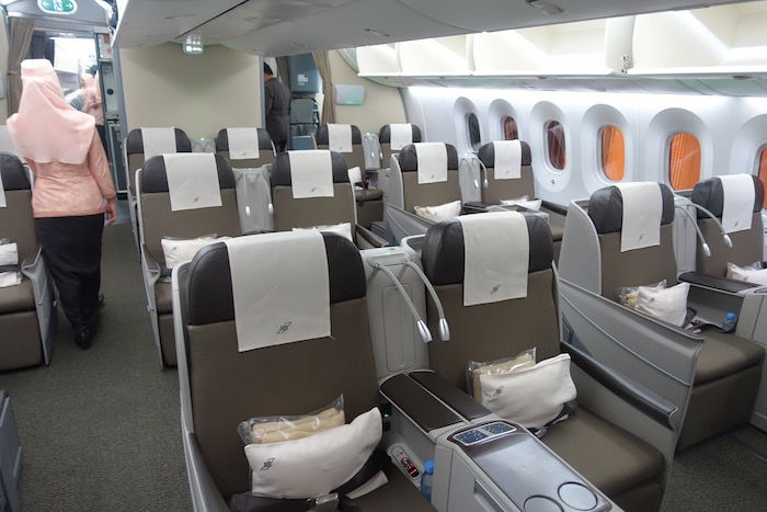 royal-brunei-business-class-787-2