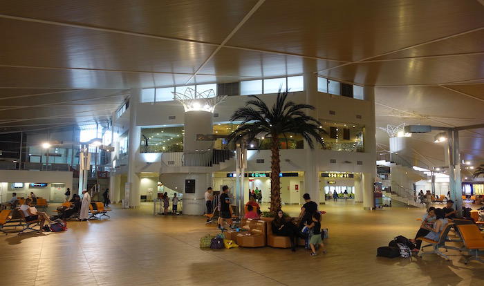 royal-brunei-lounge-11