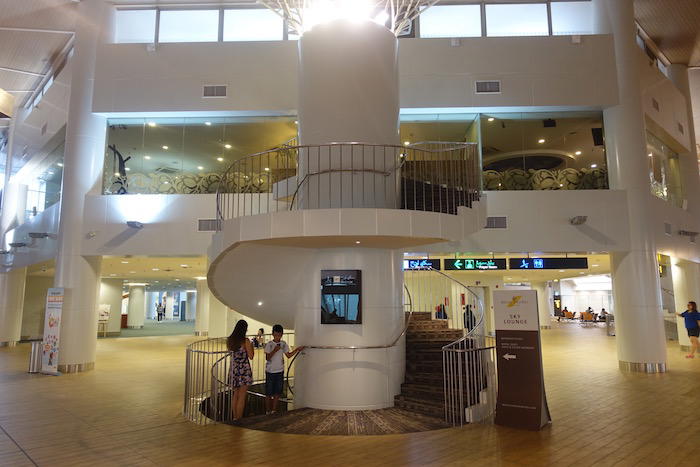 royal-brunei-lounge-12