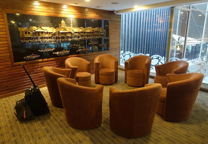 royal-brunei-lounge-15