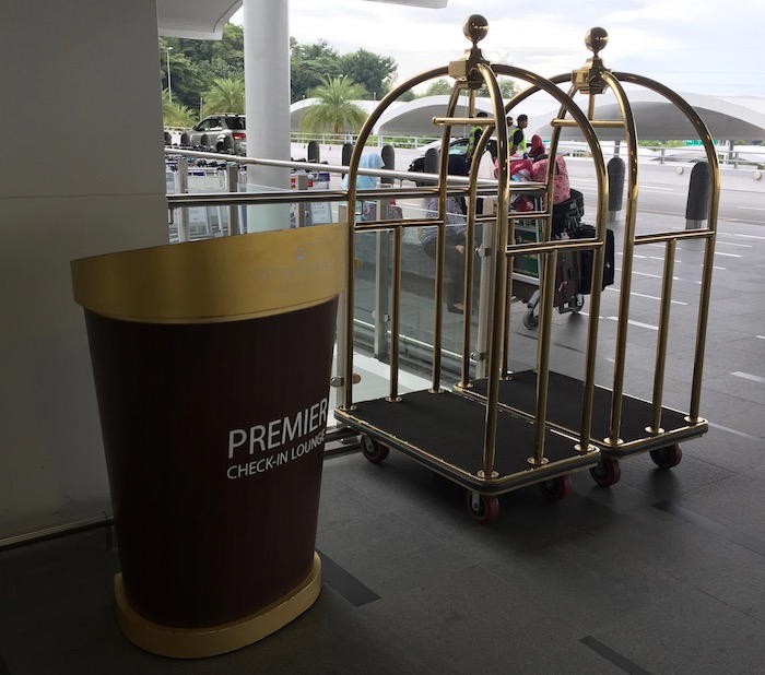 royal-brunei-lounge-2