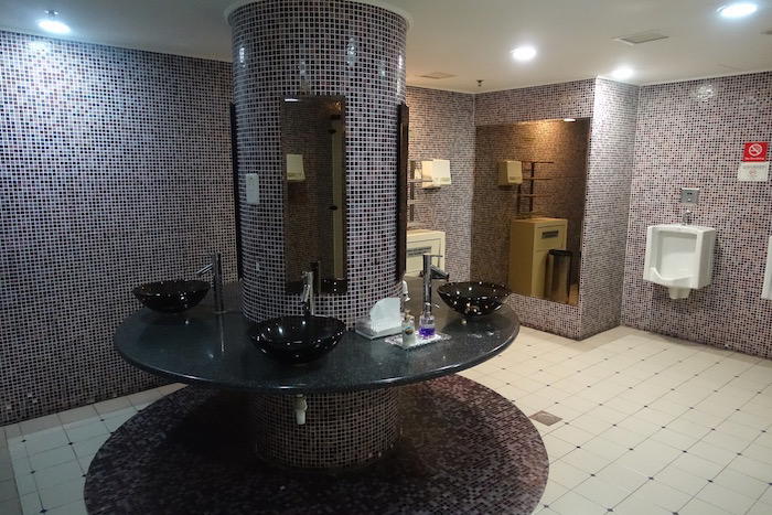 royal-brunei-lounge-25