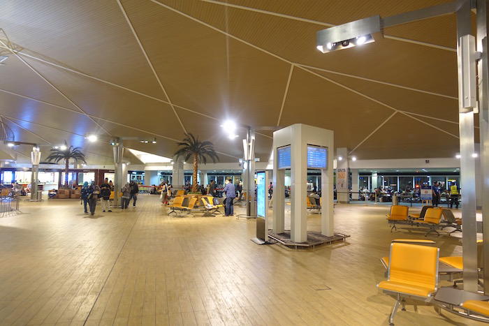 royal-brunei-lounge-40