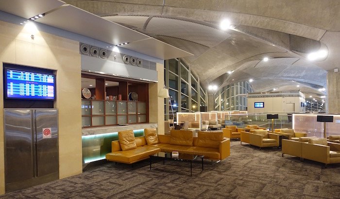royal-jordanian-lounge-amman-airport-13