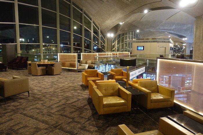 royal-jordanian-lounge-amman-airport-14