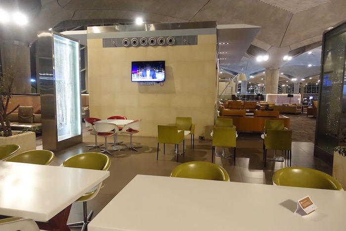 royal-jordanian-lounge-amman-airport-17