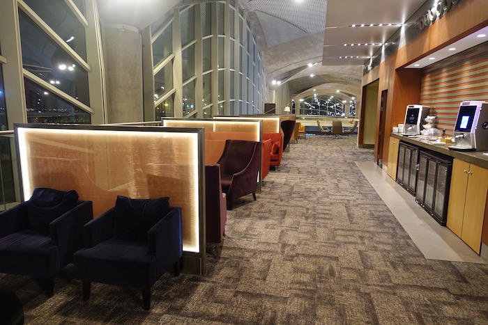 royal-jordanian-lounge-amman-airport-19