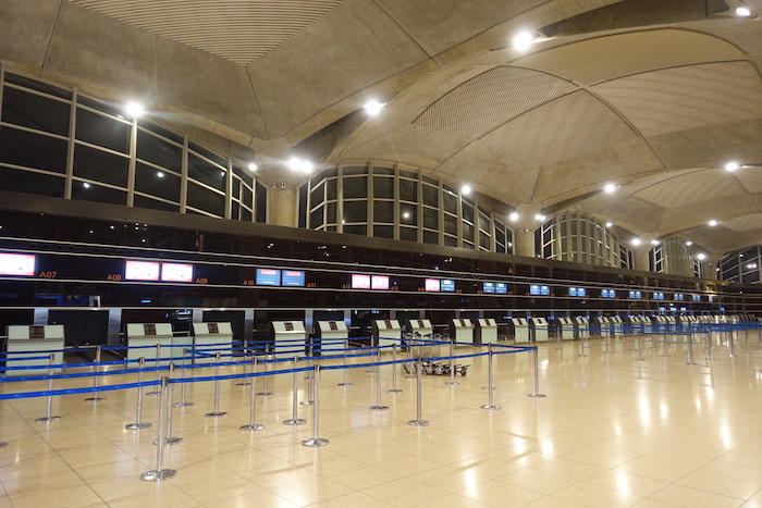 royal-jordanian-lounge-amman-airport-2