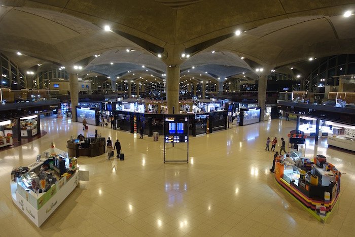 royal-jordanian-lounge-amman-airport-29