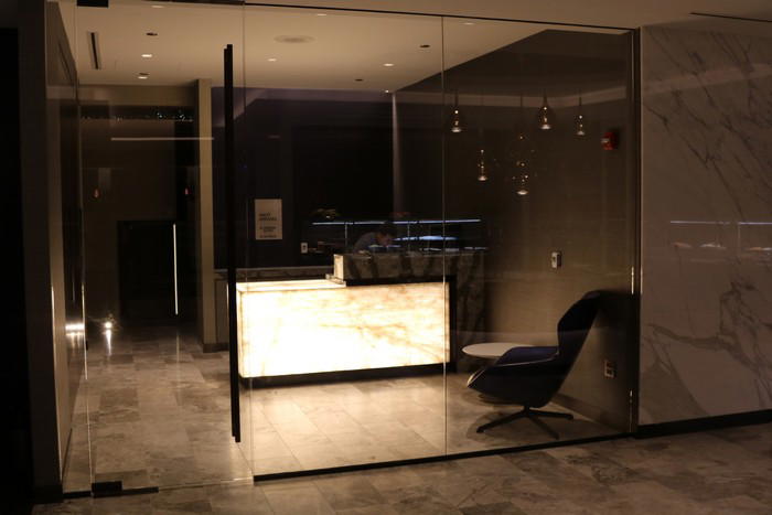unitedpolarisloungechicago0034