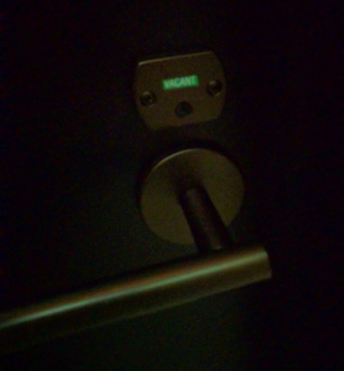 UnitedPolarisLoungeChicago0101