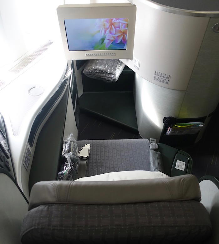 EVA-Air-Business-Class-777 - 7