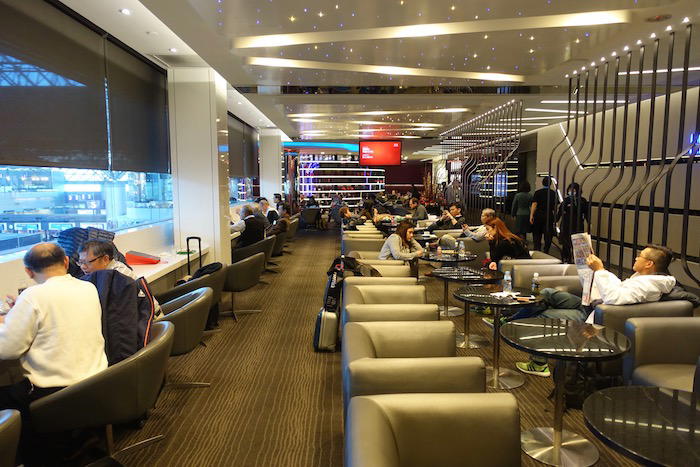 EVA-Air-Lounge-Taipei-Airport - 11