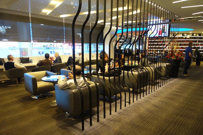 EVA-Air-Lounge-Taipei-Airport - 14
