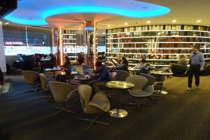 EVA-Air-Lounge-Taipei-Airport - 15