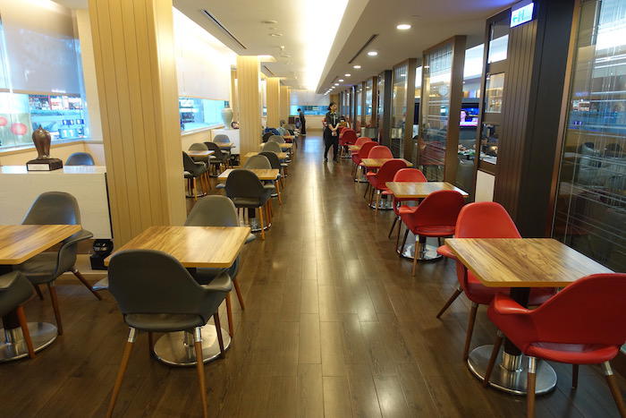 EVA-Air-Lounge-Taipei-Airport - 44