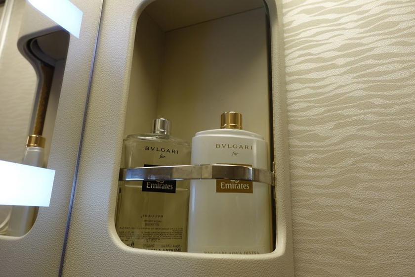 Emirates-777-first-class-16