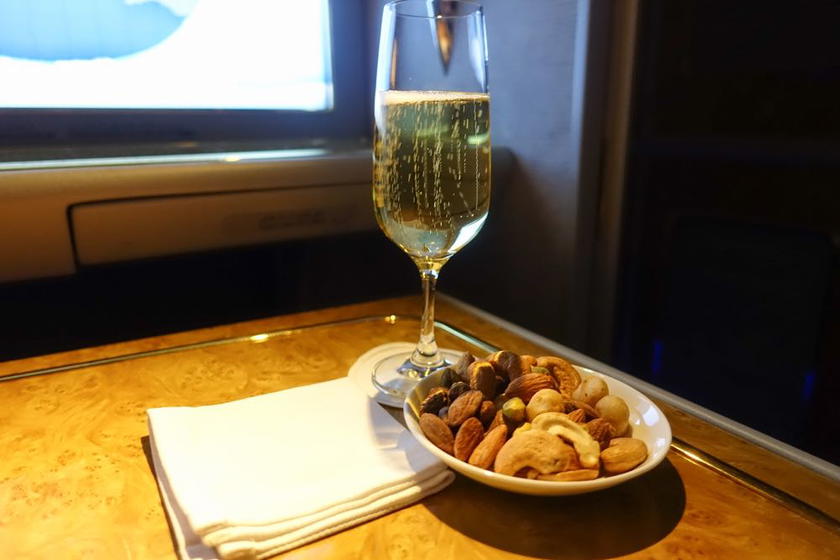 Emirates-777-first-class-23