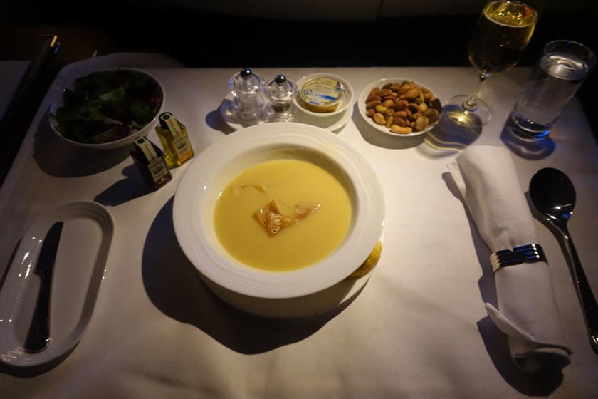 Emirates-777-first-class-24