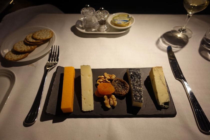 Emirates-777-first-class-27