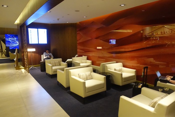 Etihad-First-Class-Lounge-Abu-Dhabi - 11