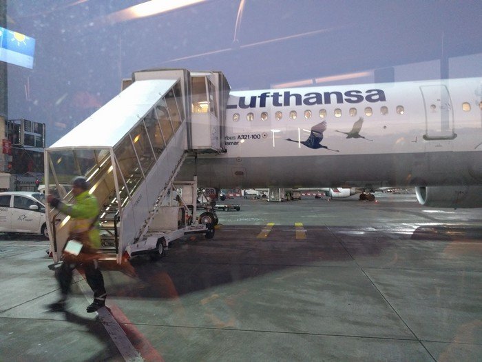 LufthansaFRAOSL0006