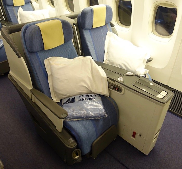 Philippine-Airlines-Business-Class-777 - 4