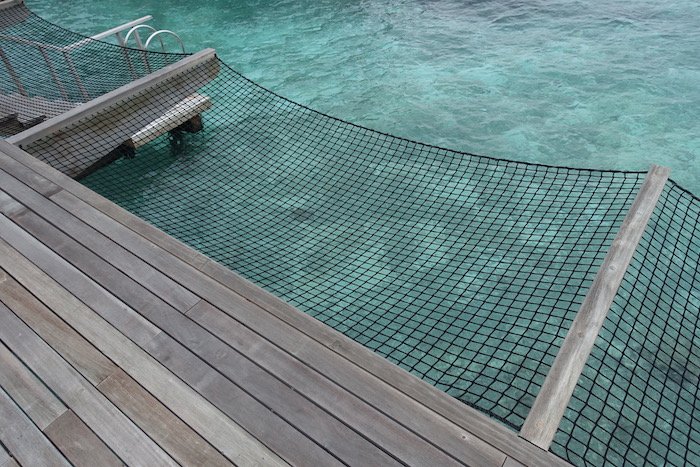 St-Regis-Maldives-Overwater-Villa - 12