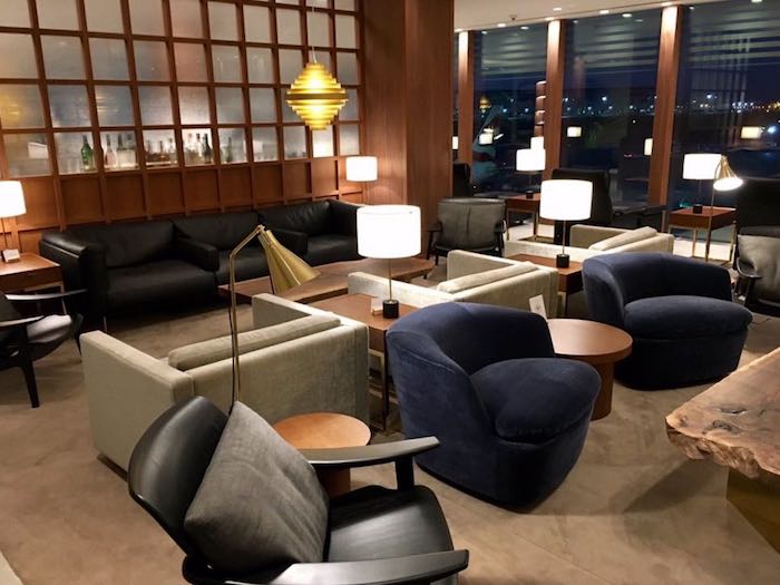 Cathay-Pacific-Lounge-Heathrow