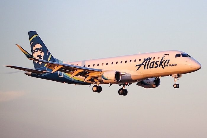 Alaska Skywest airplane