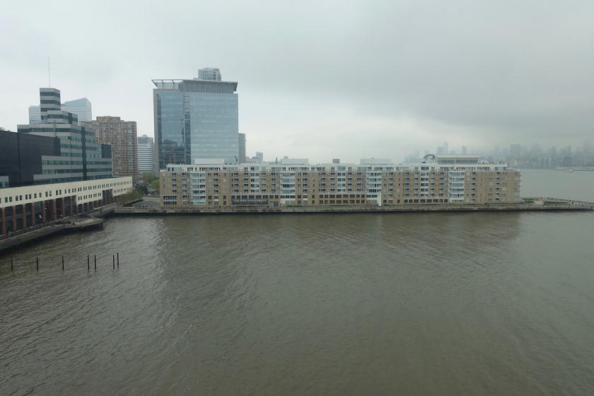 Hyatt-Regency-Jersey-City - 15